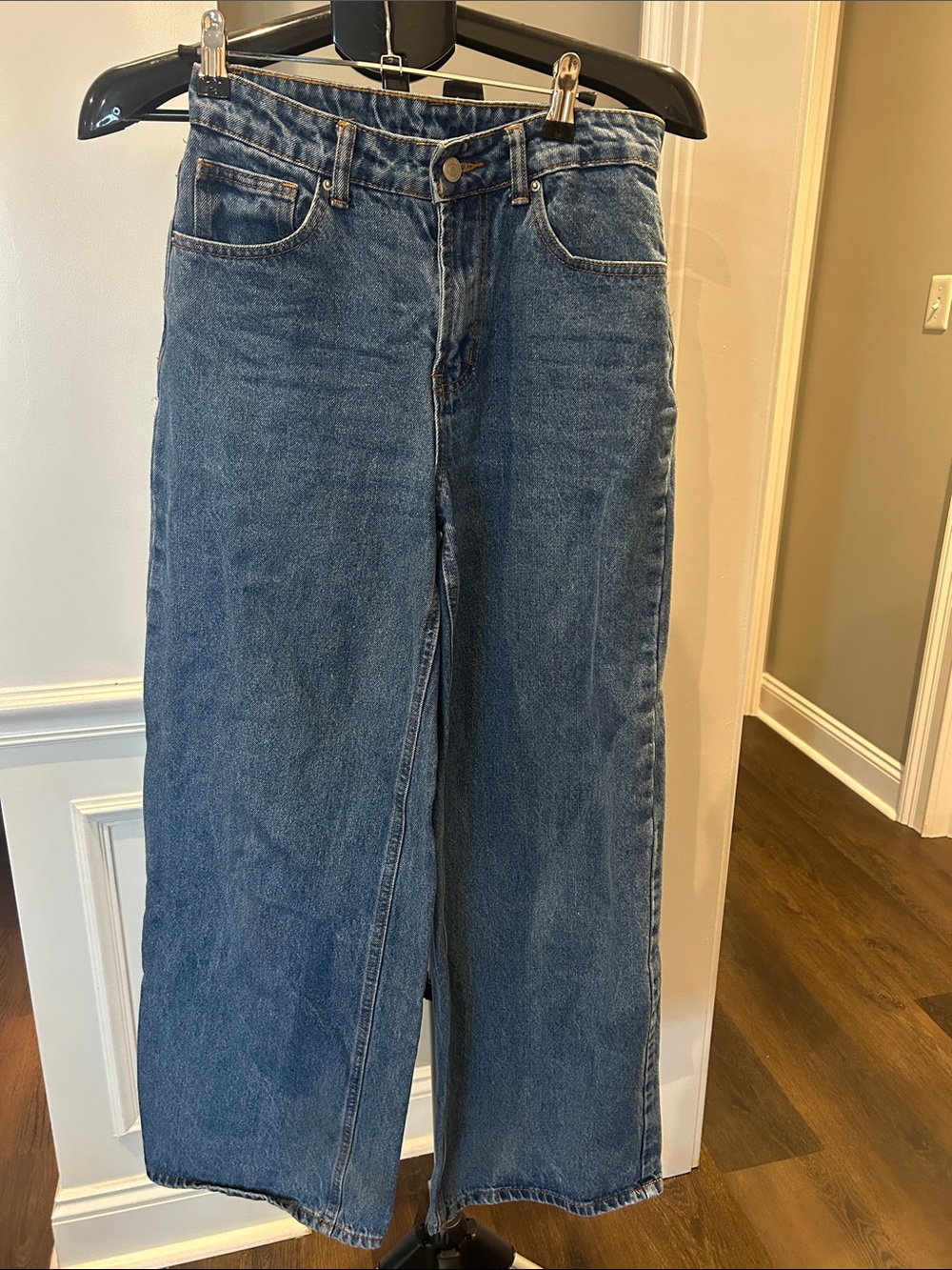 Musera Classic Wide-Leg Women’s Jeans